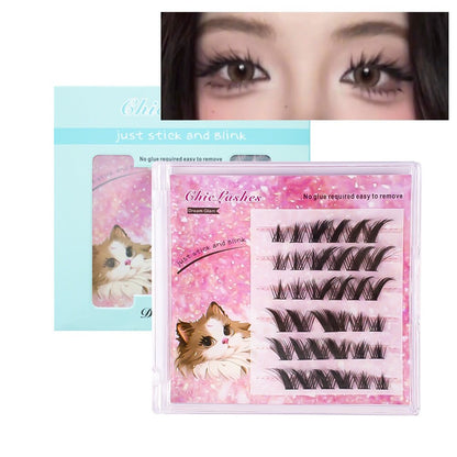 【ขนตาปลอมมีกาว】ChicLashes ขนตาปลอมจับช่อมีกาวในตัว รุ่น Sassy Wispy 10 - 14 มม. สีดำธรรมชาติทรงวิสปี้สาย ฝ. เสกขนตาให้มีวอลุ่มฟู ตาเฉี่ยววสไตล์ Foxy