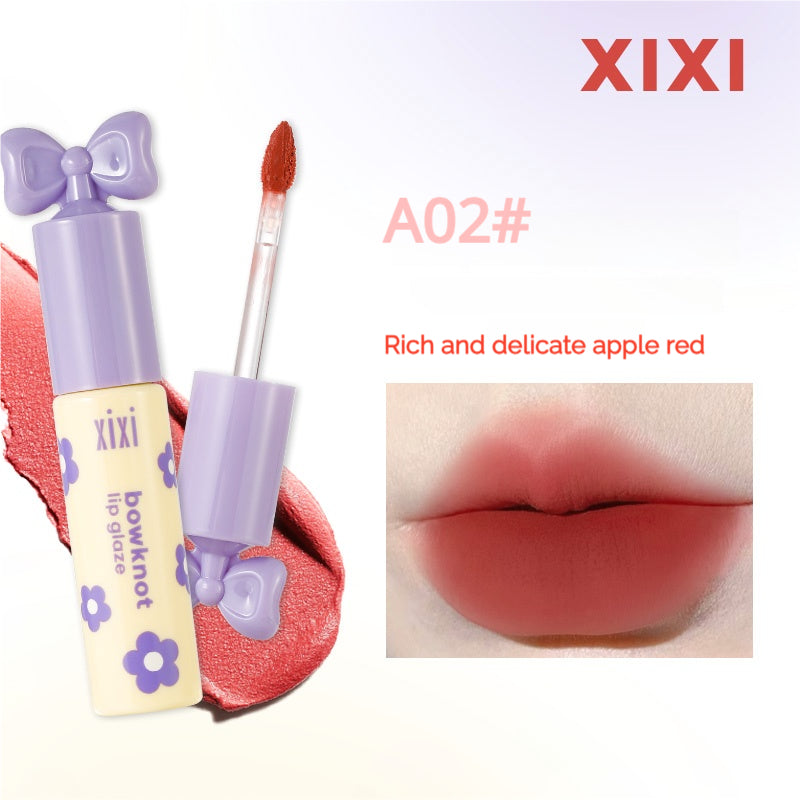 xixi Manta Velvet Mist Lip Glaze has a light, natural texture and a delicate matte finish. It is easy to use for students to show their color.